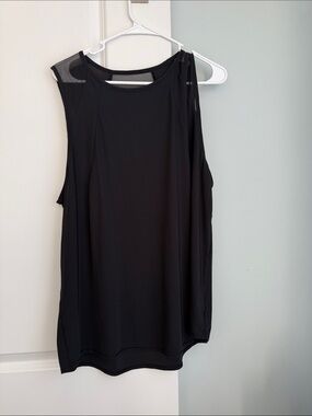 Lululemon - Black Sleeveless Women's Tank Top - Classic Minimal Style